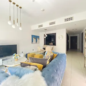 https://durrani-homes-old-town-lux-1-bed-besides-dubai-mall.dubaihotelsoffers.com